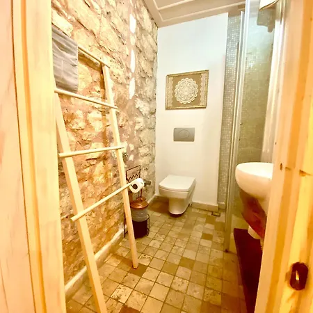 Marissa Boutique Hotel 2*